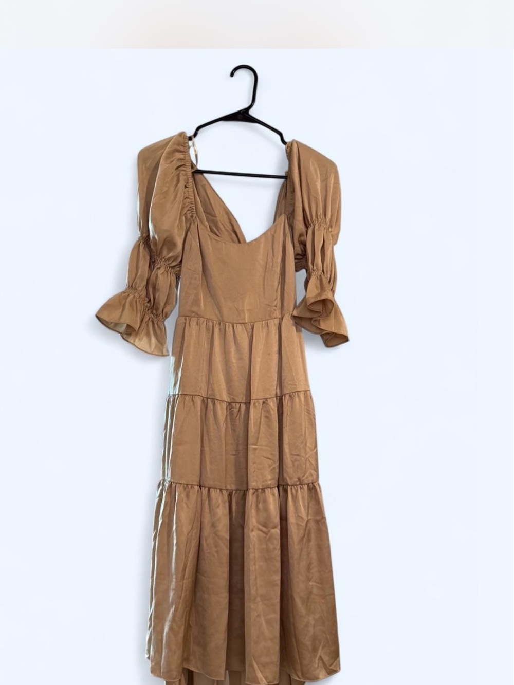 Tiered Puff-Sleeve Maxi Dress in Camel